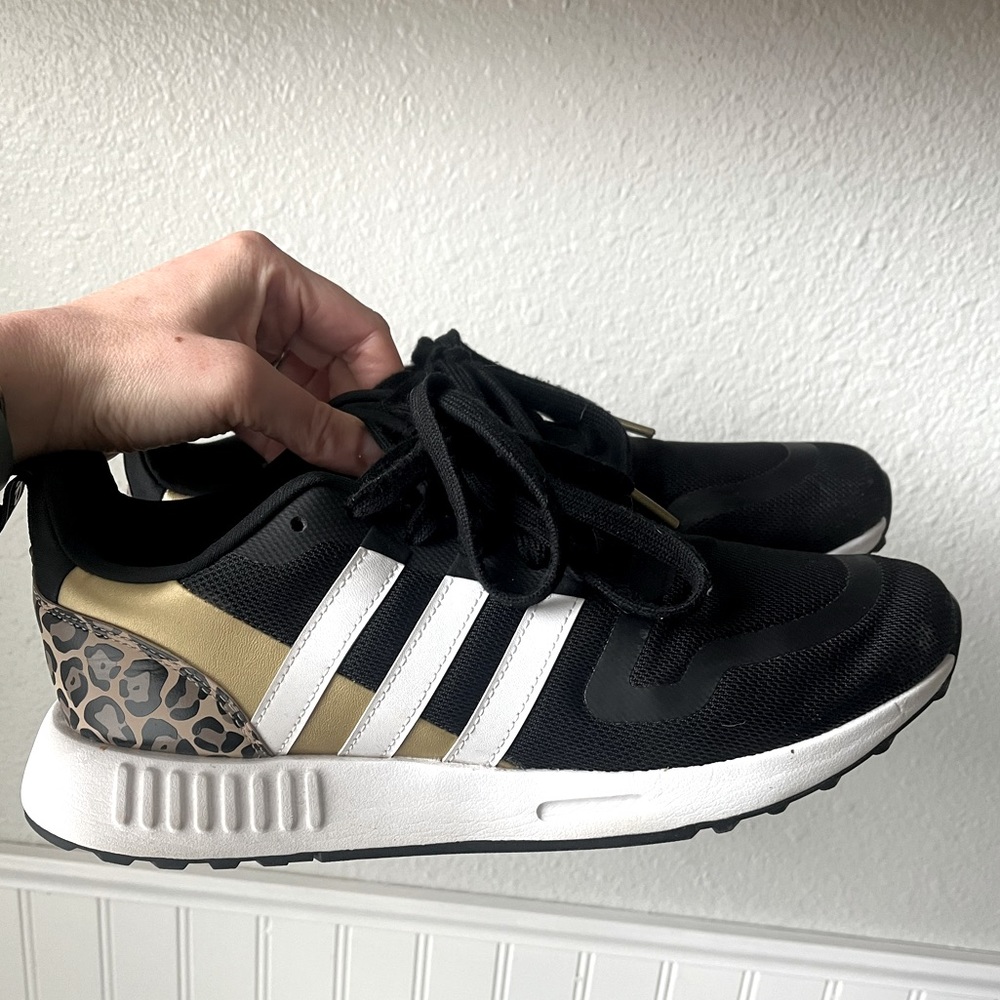 Adidas Multix Athletic Shoe- size 10